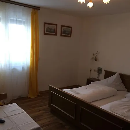 Vendégház Landgasthof Knappenstuben 3*