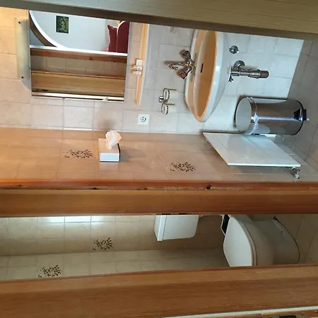 Landgasthof Knappenstuben Vendégház Fieberbrunn